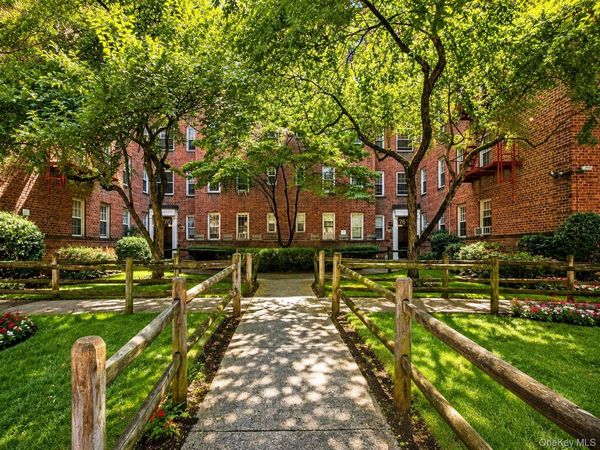 770 Bronx River Road , Unit A31, Bronxville, NY 10708