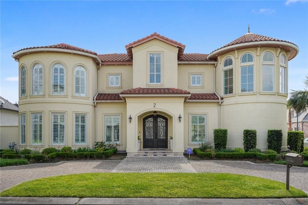 2 CYCAS Street  Kenner, LA 70065