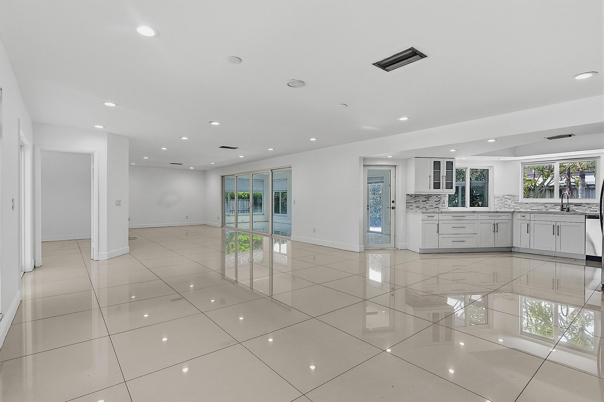 2910 NE 40th Court, Lighthouse Point, FL 33064 Photo