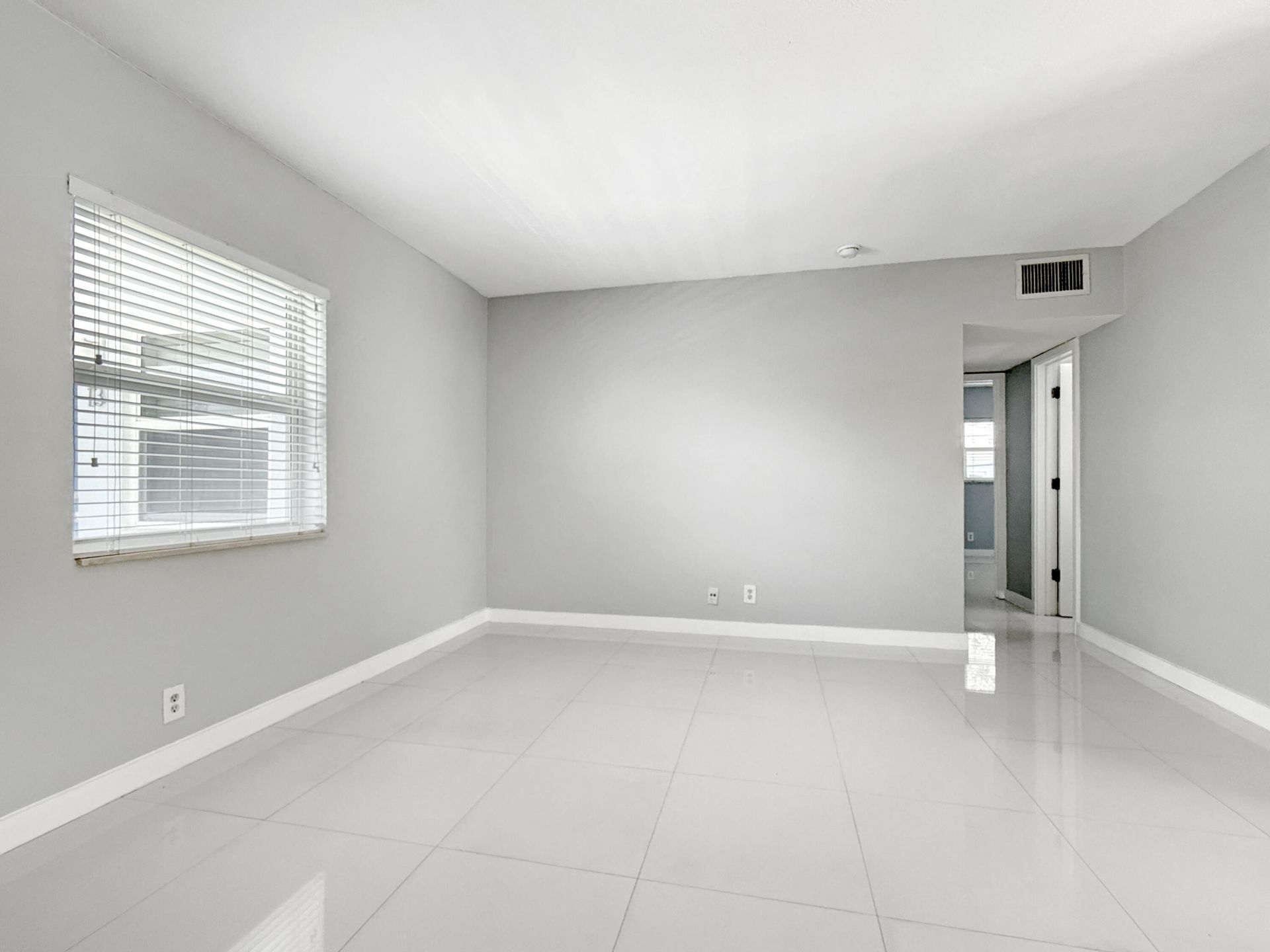 416 NE 15th Avenue, Unit 12, Fort Lauderdale, FL 33301 Photo