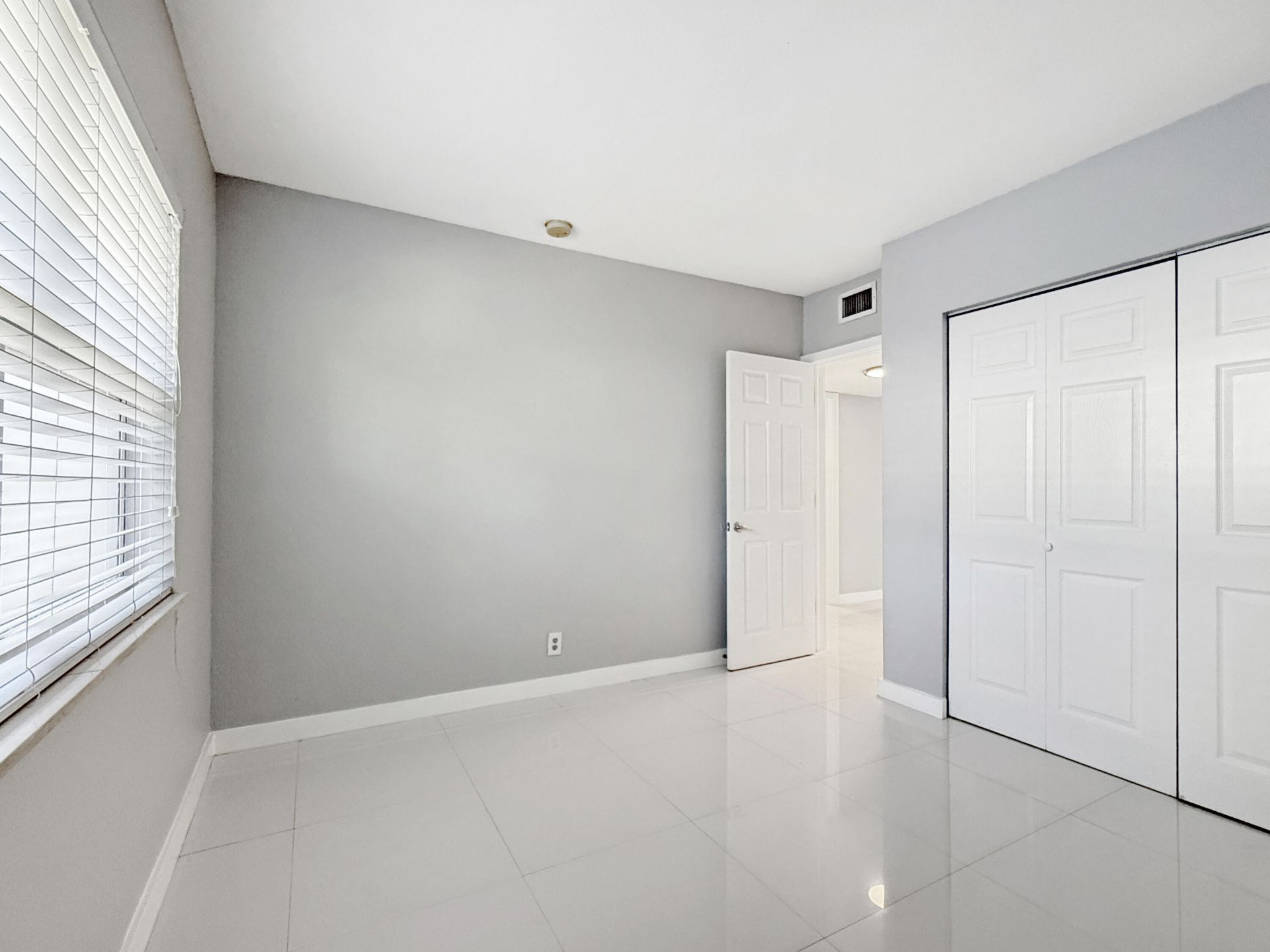 416 NE 15th Avenue, Unit 12, Fort Lauderdale, FL 33301 Photo
