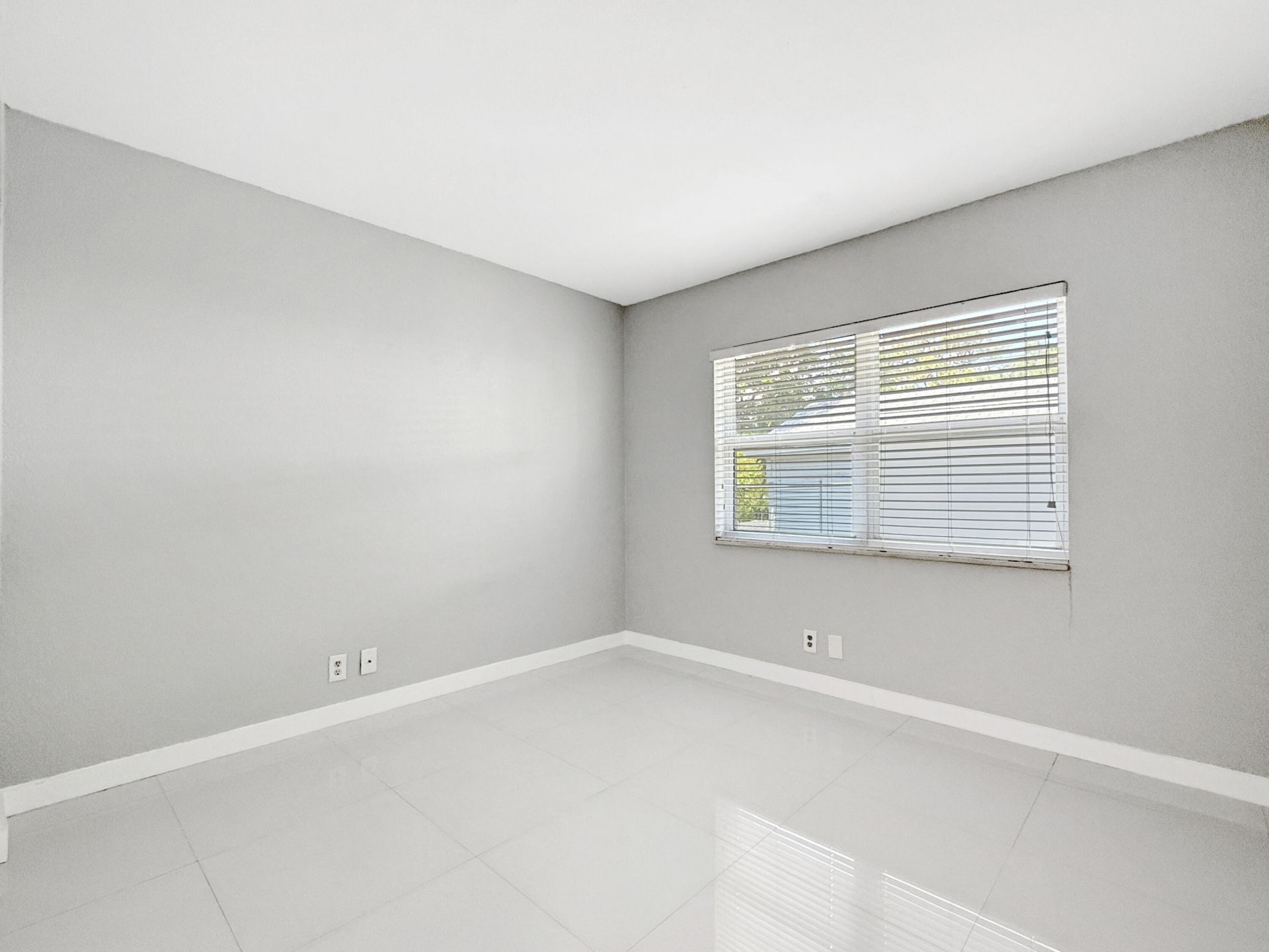 416 NE 15th Avenue, Unit 12, Fort Lauderdale, FL 33301 Photo