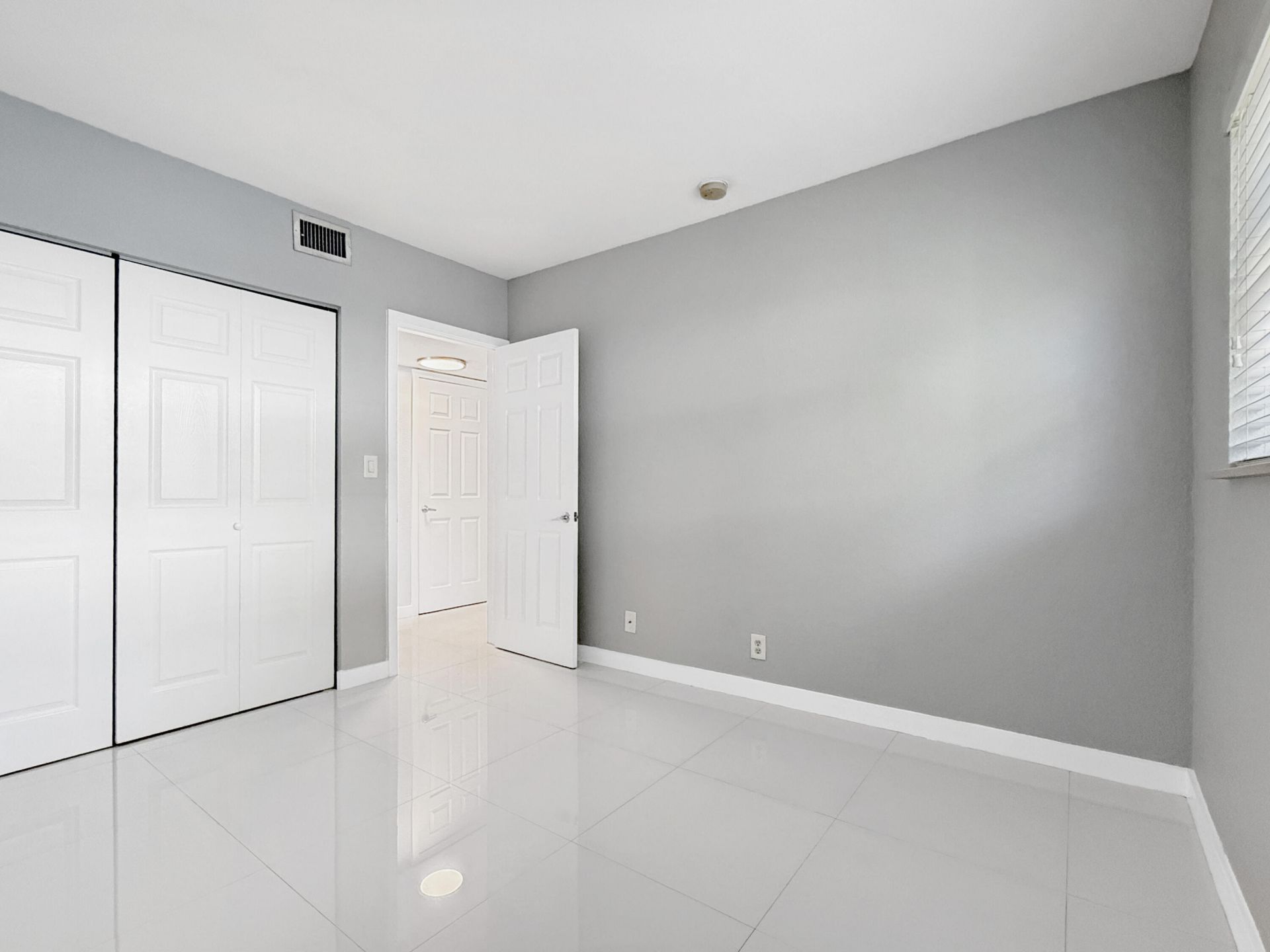 416 NE 15th Avenue, Unit 12, Fort Lauderdale, FL 33301 Photo