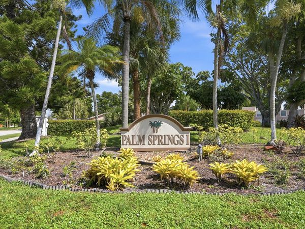 950 NW 80TH Avenue, Unit 204, Margate, FL 33063