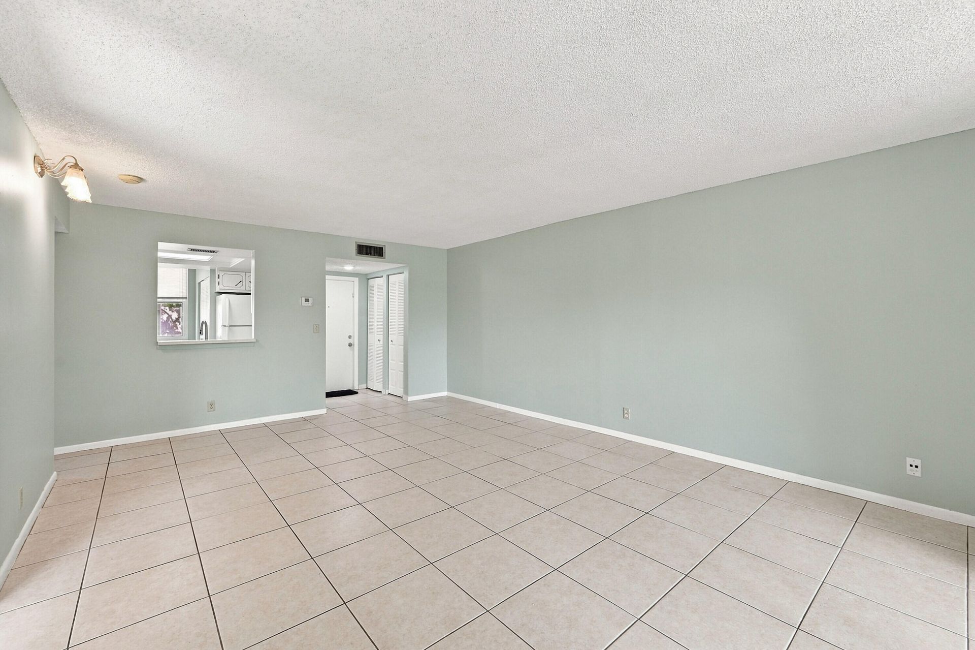 950 NW 80th Avenue, Unit 204, Margate, FL 33063 Photo