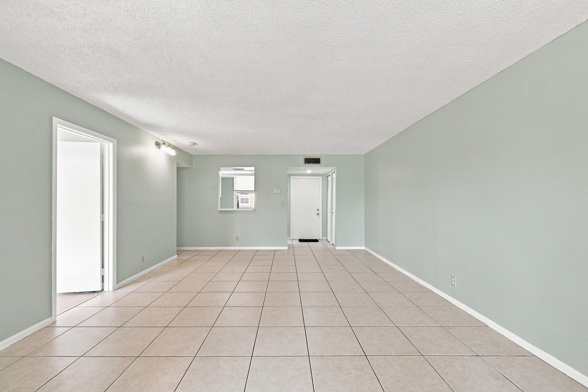 950 NW 80th Avenue, Unit 204, Margate, FL 33063 Photo