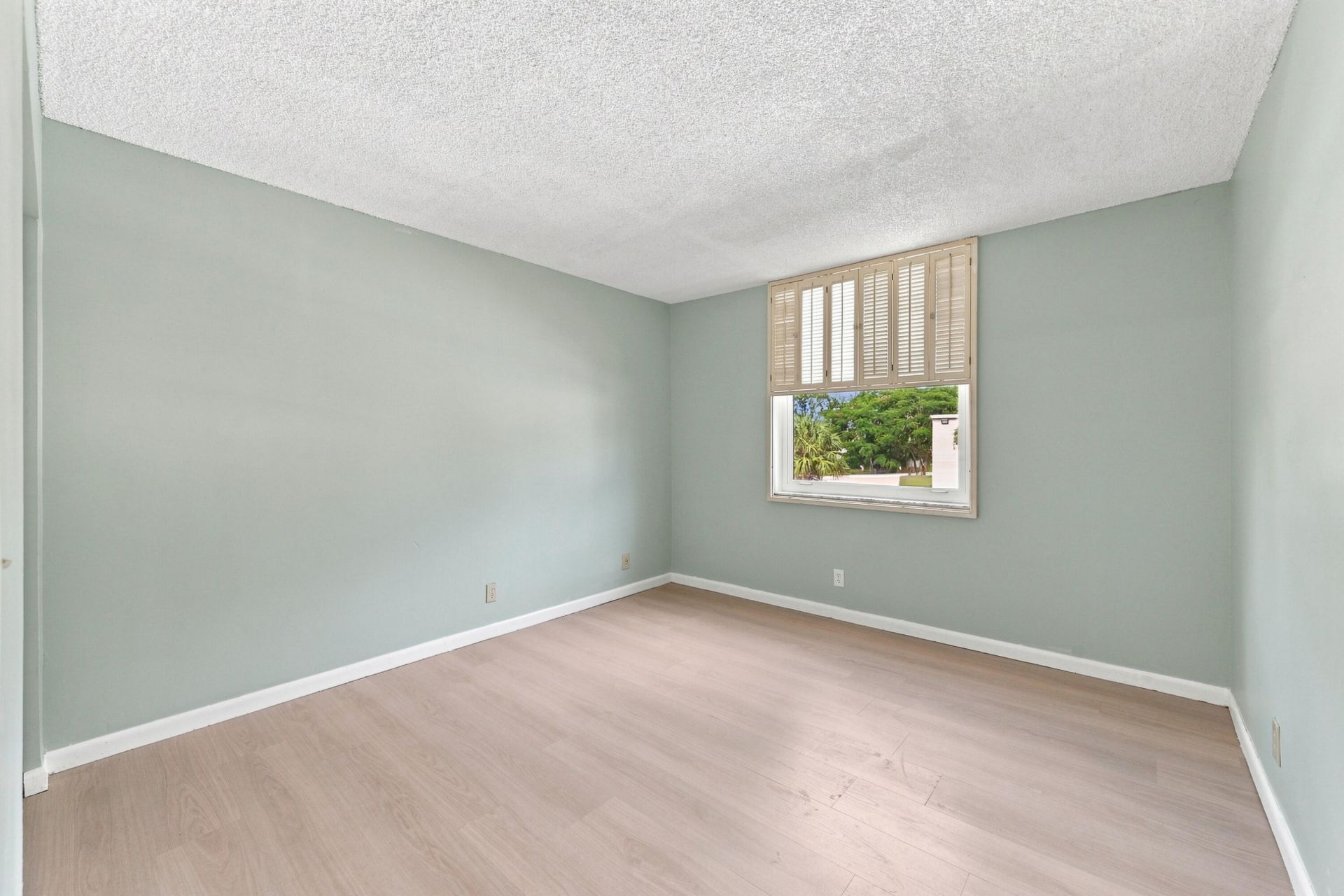 950 NW 80th Avenue, Unit 204, Margate, FL 33063 Photo