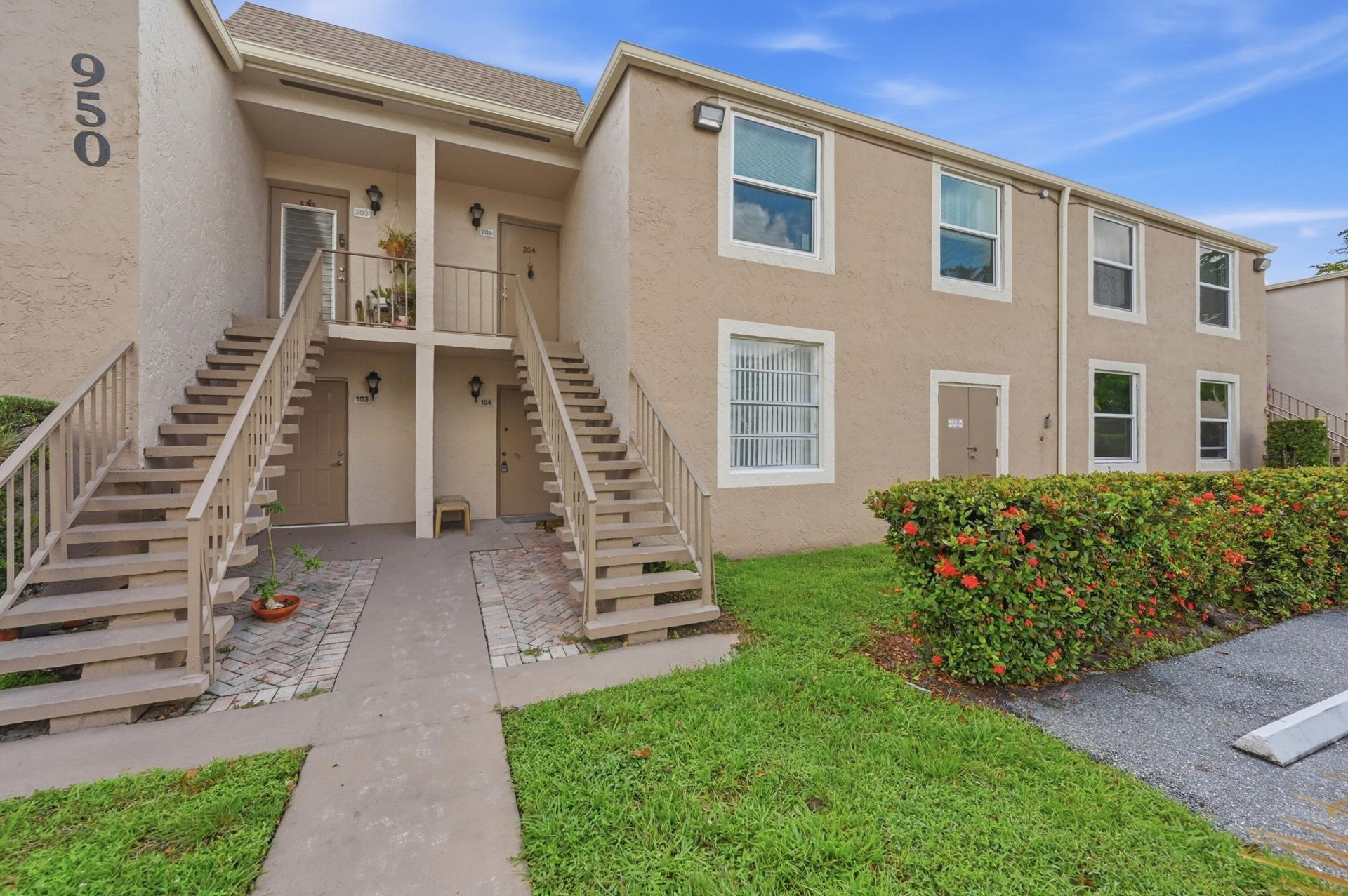 950 NW 80th Avenue, Unit 204, Margate, FL 33063 Photo