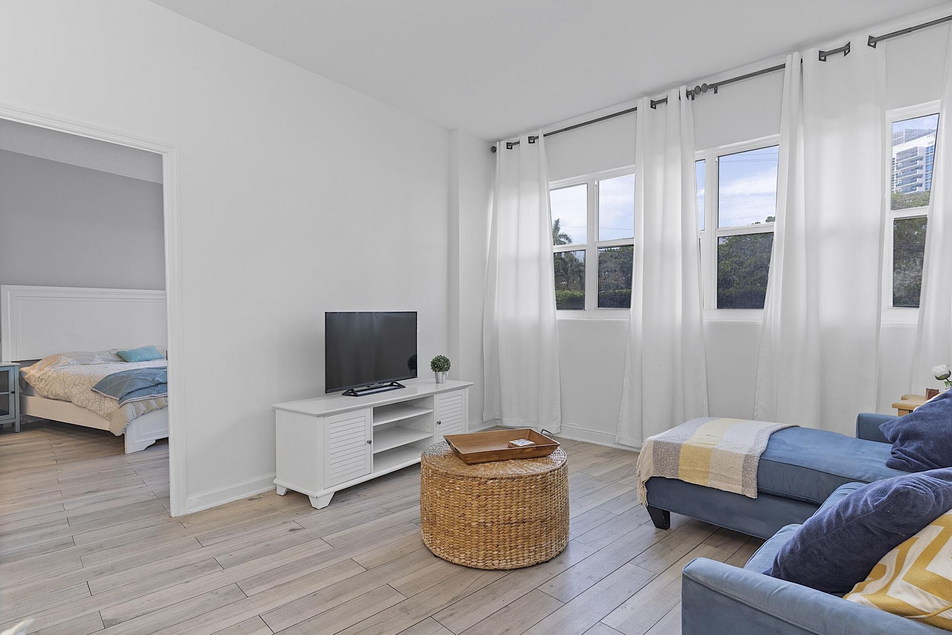 3250 NE 28th Street, Unit 105, Fort Lauderdale, FL 33308 Photo