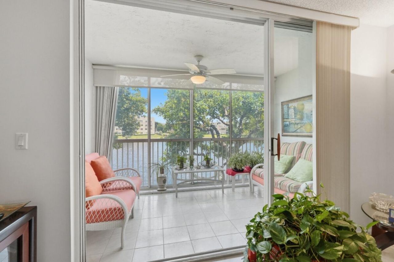 7440 Trent Drive, Unit 209, Tamarac, FL 33321 Photo