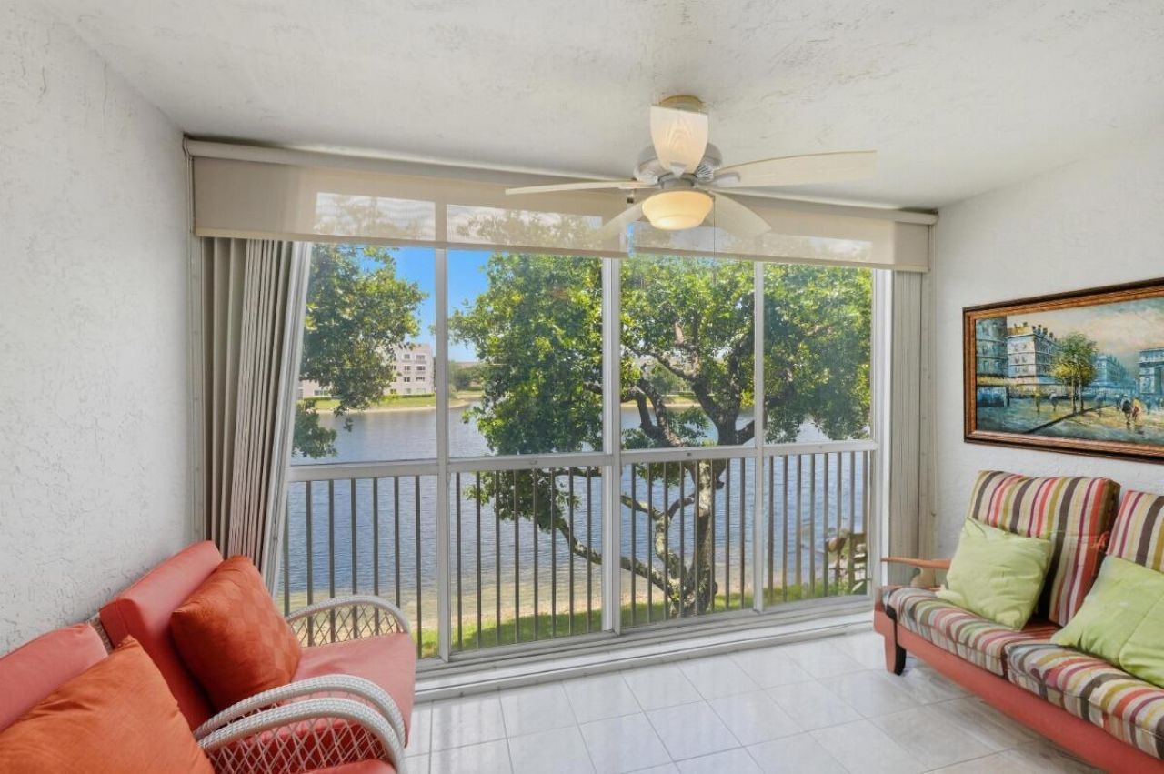 7440 Trent Drive, Unit 209, Tamarac, FL 33321 Photo