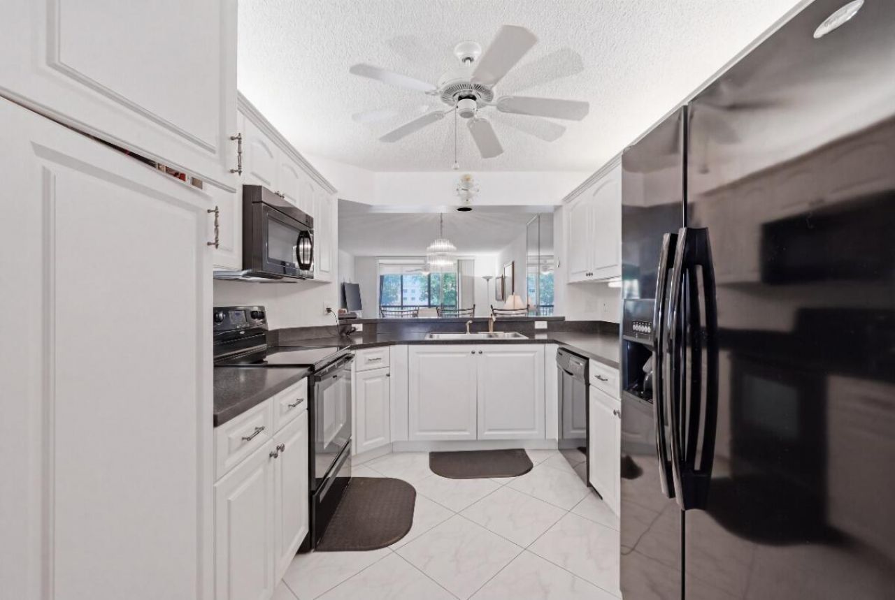 7440 Trent Drive, Unit 209, Tamarac, FL 33321 Photo