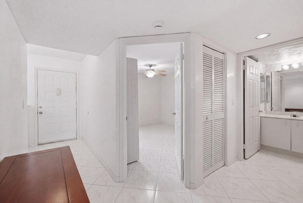 7440 Trent Drive, Unit 209, Tamarac, FL 33321 Photo