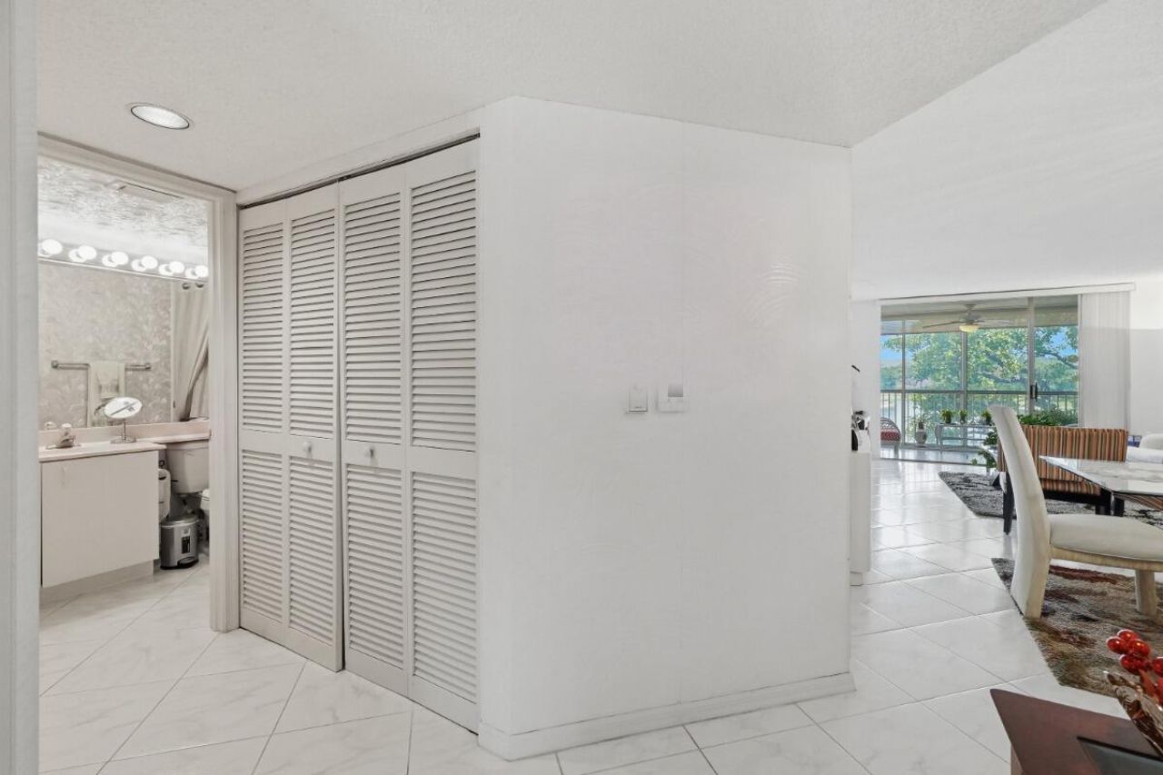 7440 Trent Drive, Unit 209, Tamarac, FL 33321 Photo