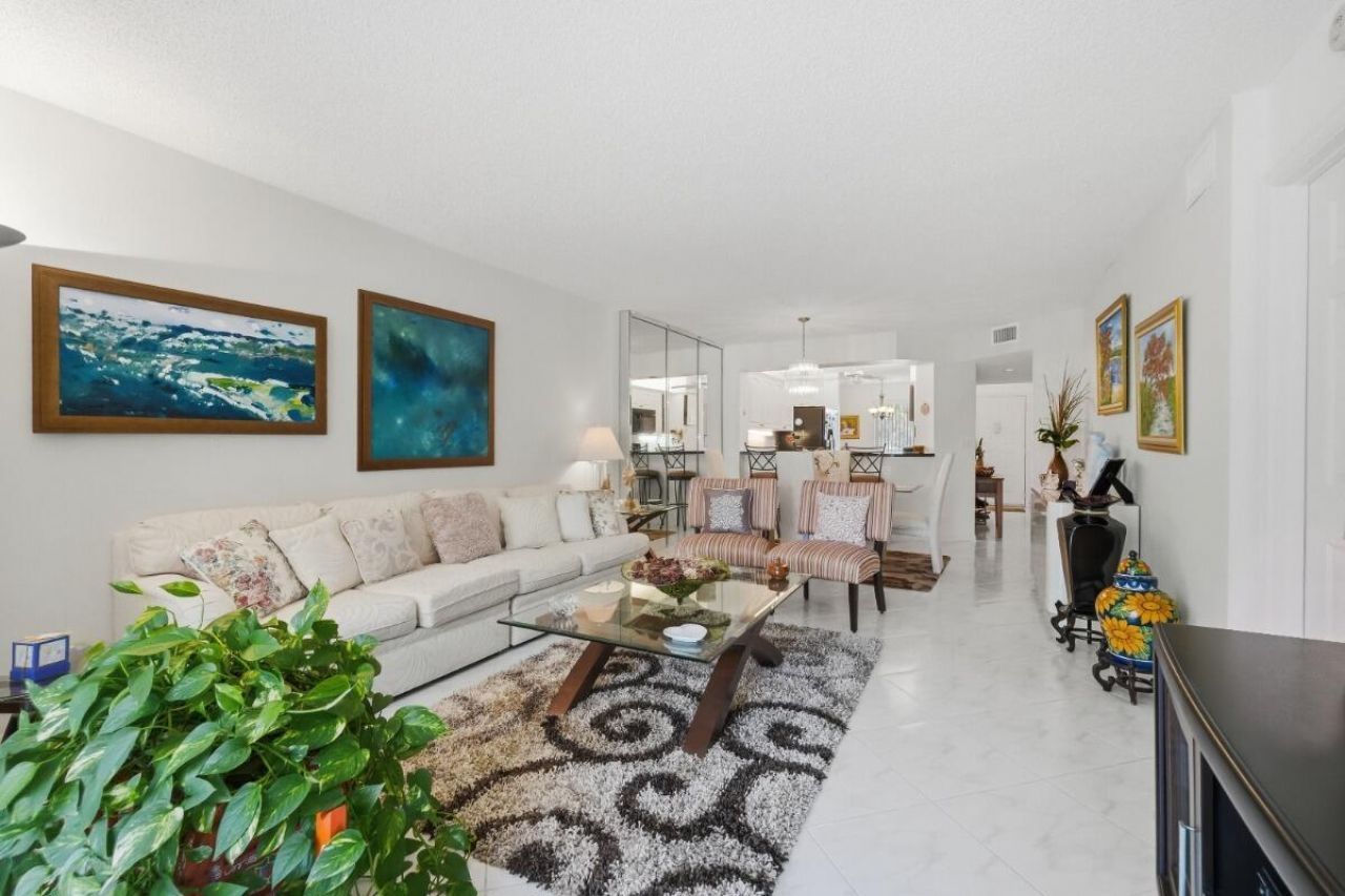 7440 Trent Drive, Unit 209, Tamarac, FL 33321 Photo