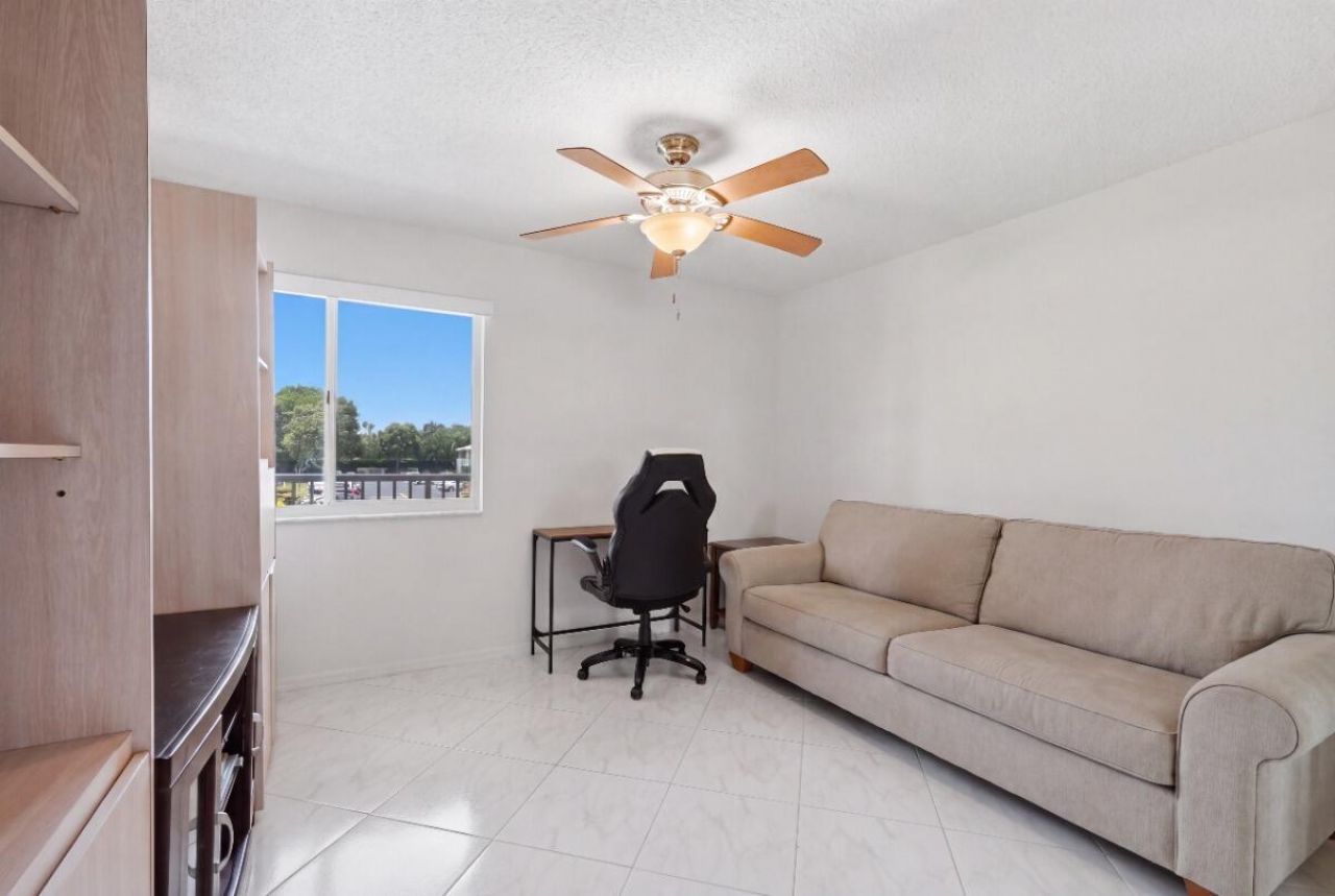 7440 Trent Drive, Unit 209, Tamarac, FL 33321 Photo