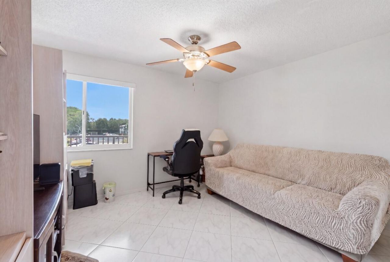 7440 Trent Drive, Unit 209, Tamarac, FL 33321 Photo