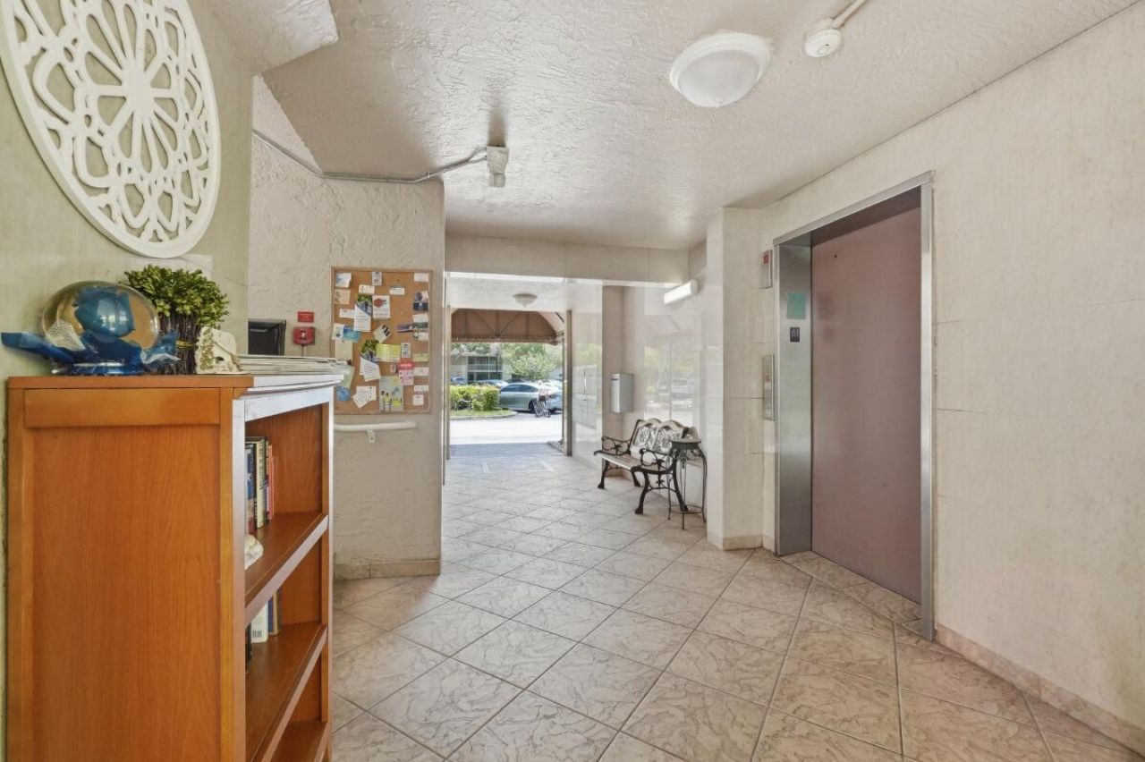 7440 Trent Drive, Unit 209, Tamarac, FL 33321 Photo