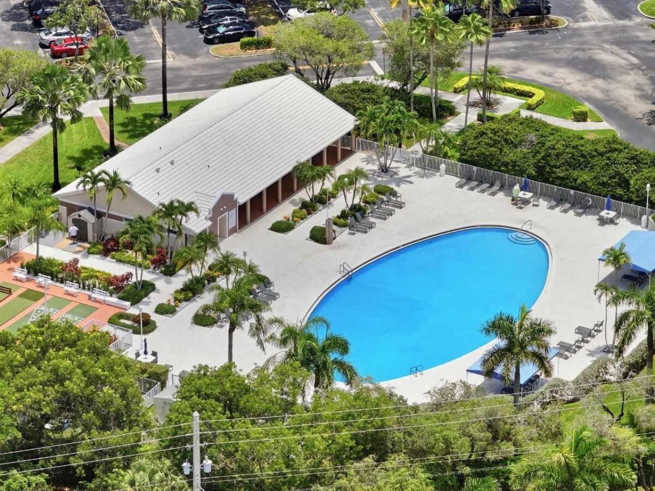 7440 Trent Drive, Unit 209, Tamarac, FL 33321 Photo