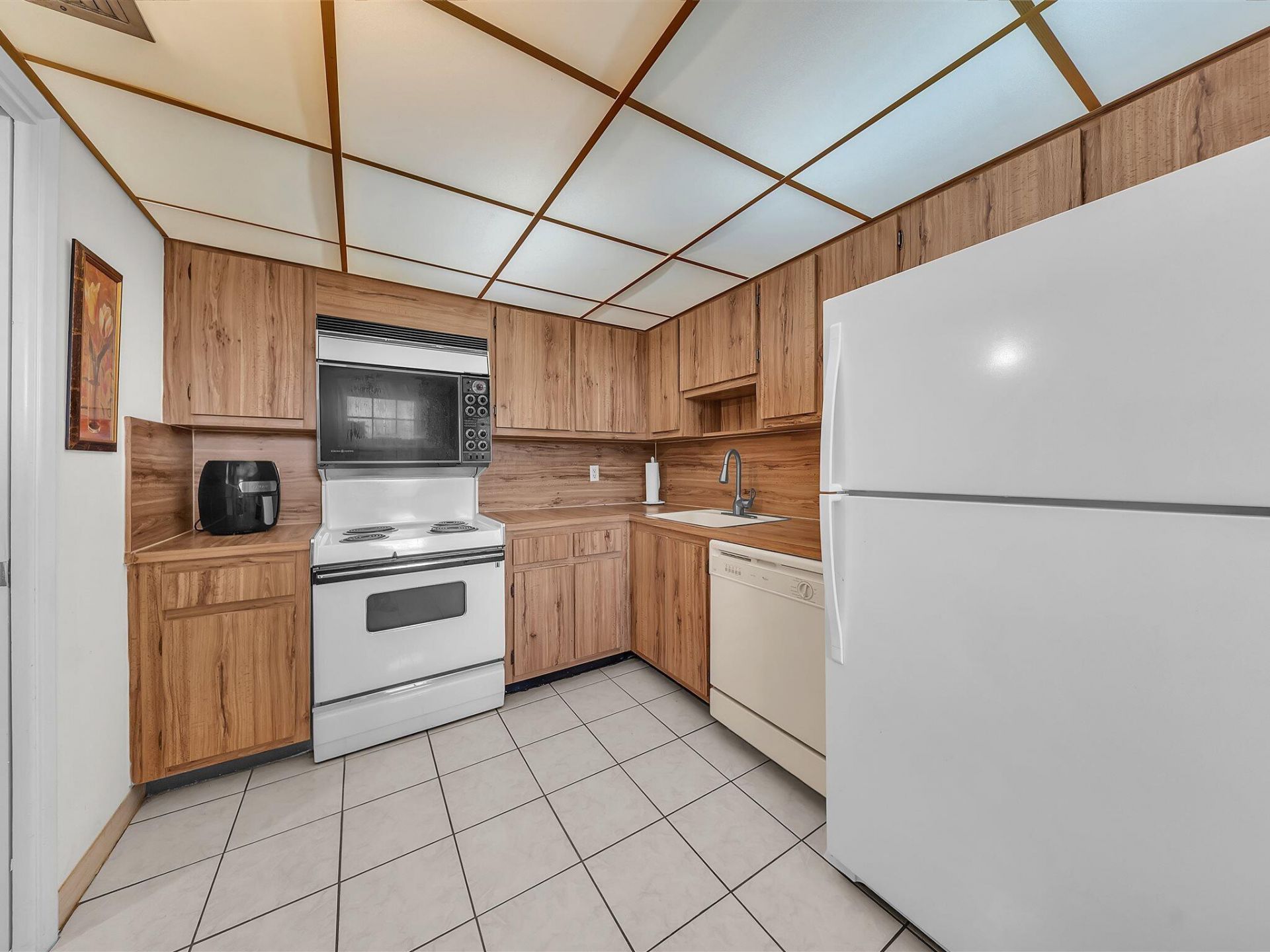 4030 W Palm Aire Drive, Unit 503, Pompano Beach, FL 33069 Photo