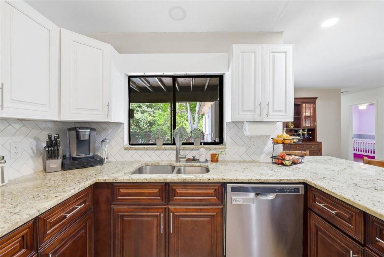 7041 NW 23rd Street, Margate, FL 33063 Photo