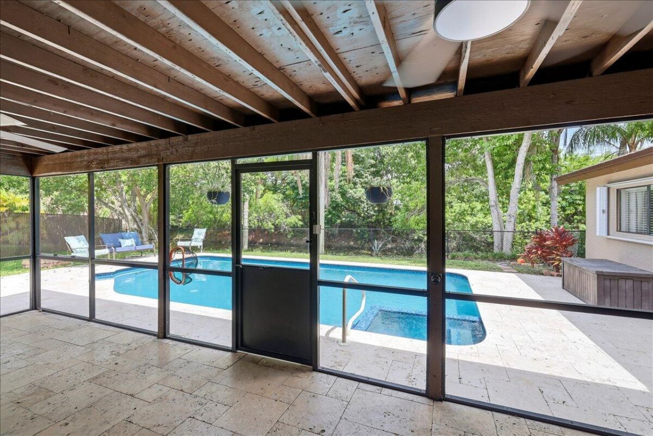 7041 NW 23rd Street, Margate, FL 33063 Photo