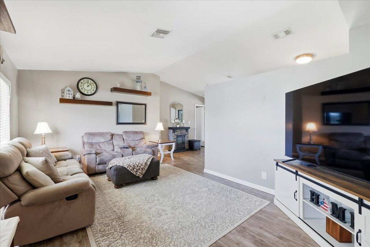7041 NW 23rd Street, Margate, FL 33063 Photo