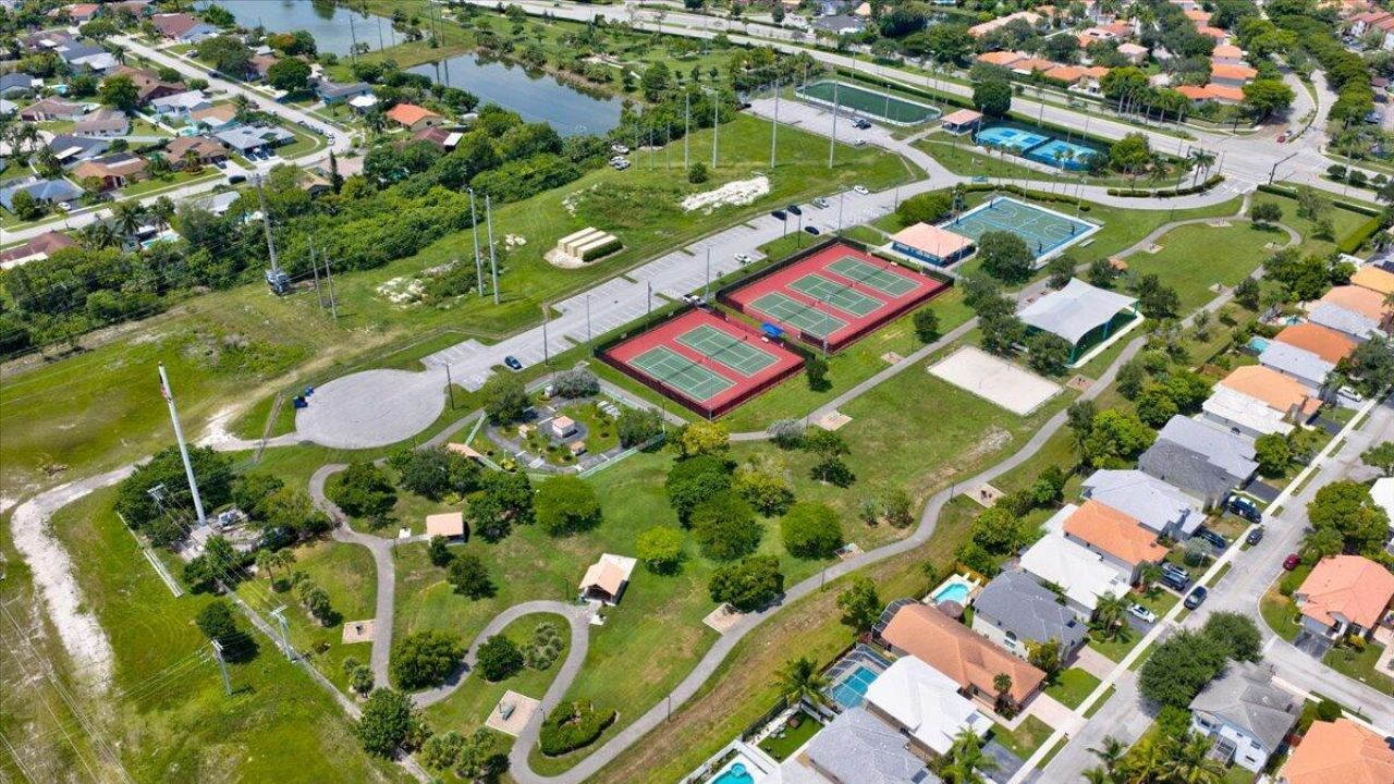 7041 NW 23rd Street, Margate, FL 33063 Photo