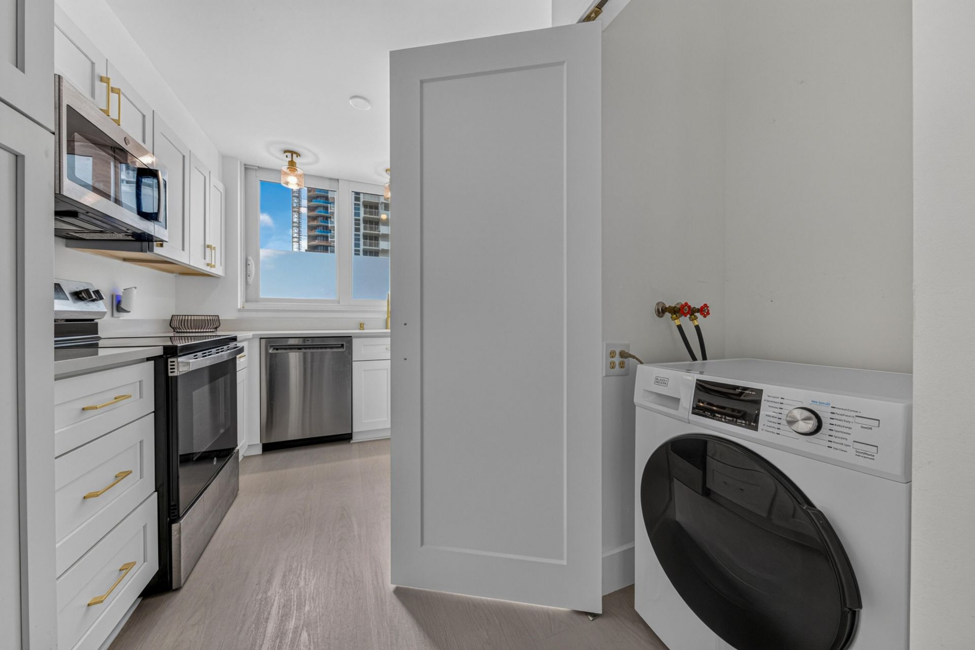 1370 S Ocean Boulevard, Unit 405, Pompano Beach, FL 33062 Photo