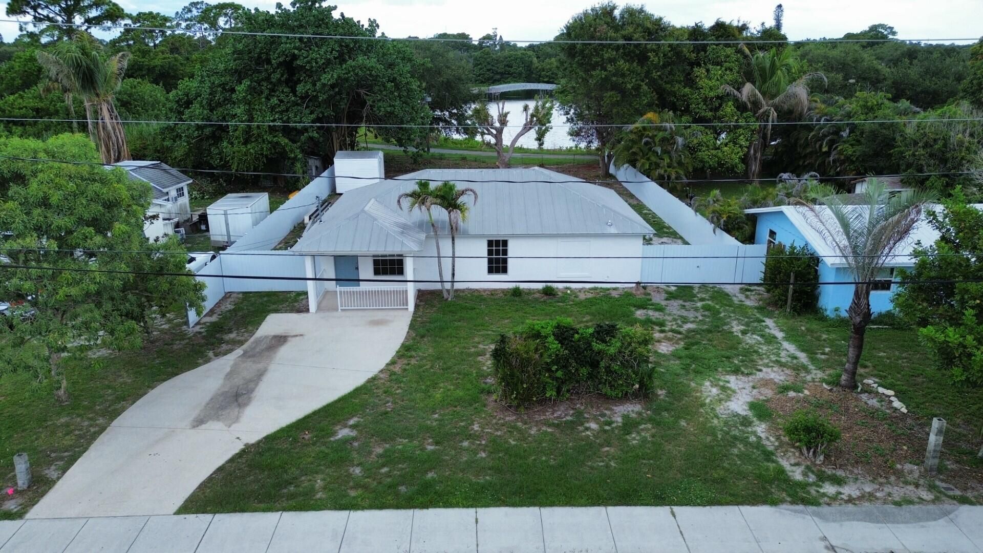 5060 SE Ebbtide Avenue, Stuart, FL 34997 Photo