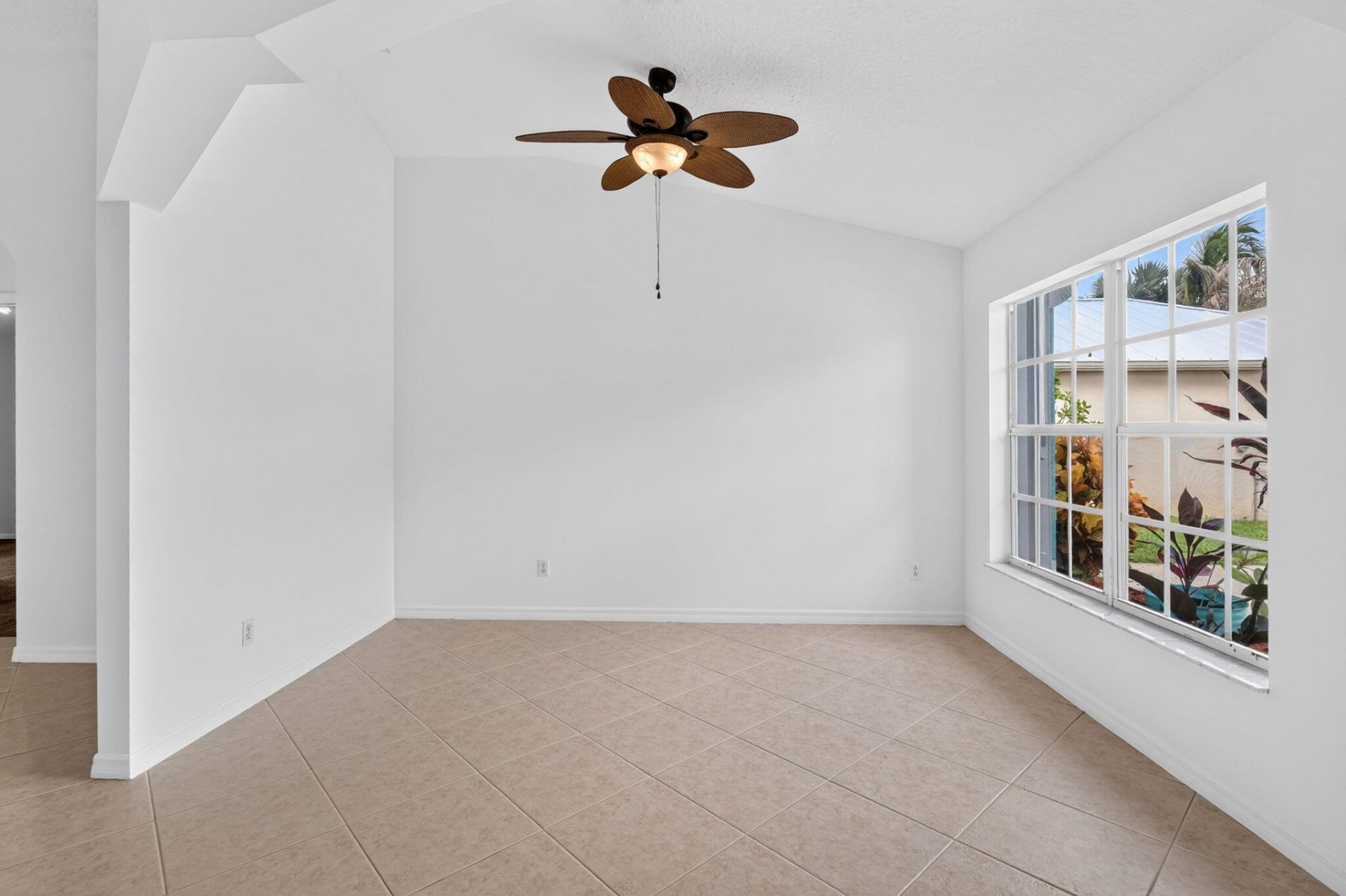 482 NW Sunflower Place, Jensen Beach, FL 34957 Photo