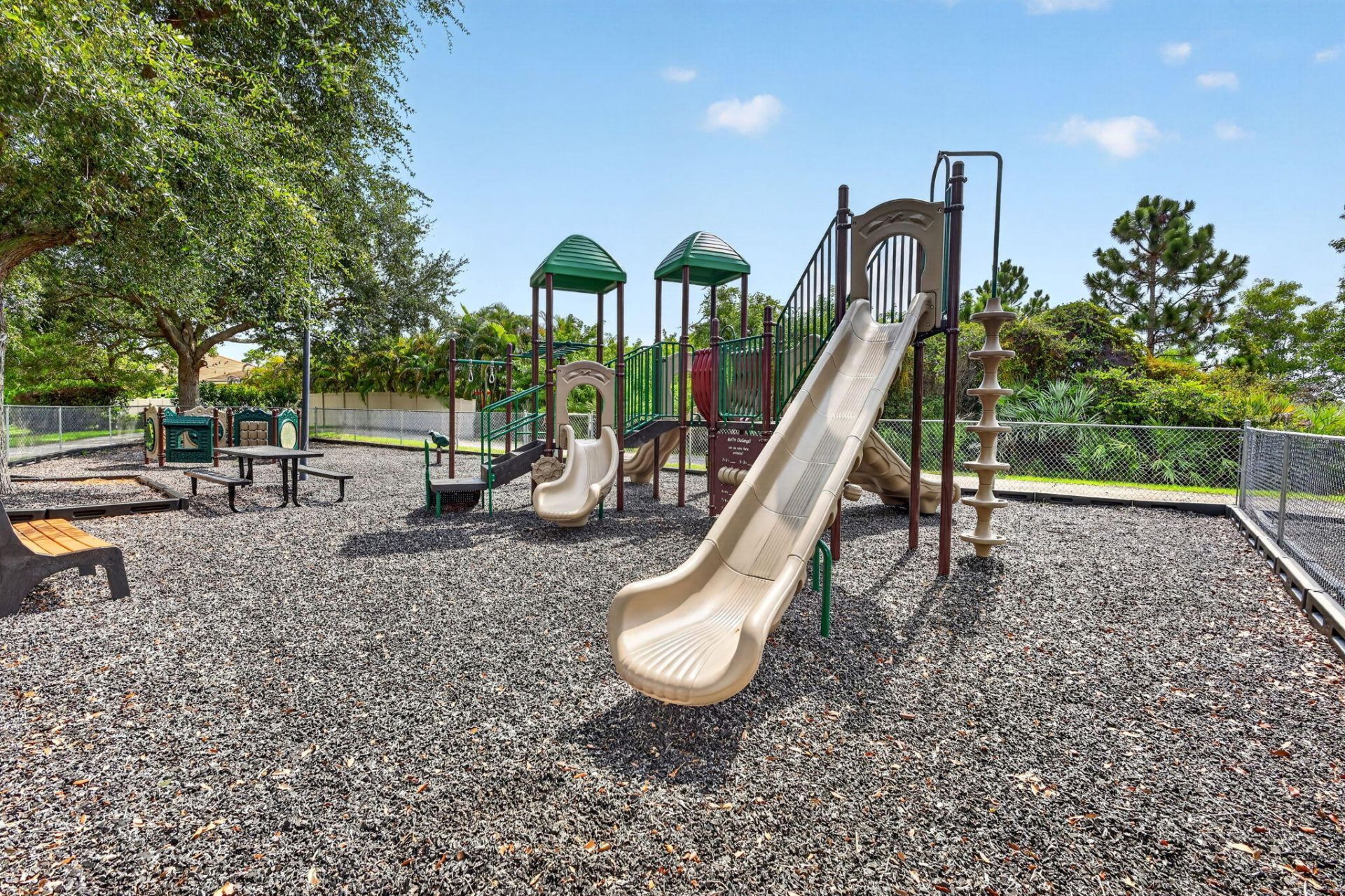 482 NW Sunflower Place, Jensen Beach, FL 34957 Photo