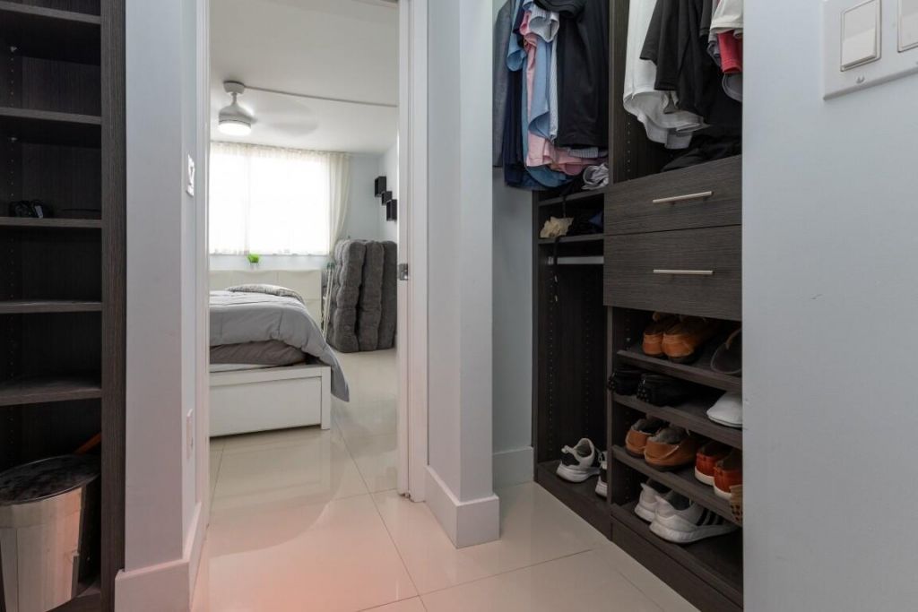 465 Ocean Drive, Unit 320, Miami Beach, FL 33139 Photo