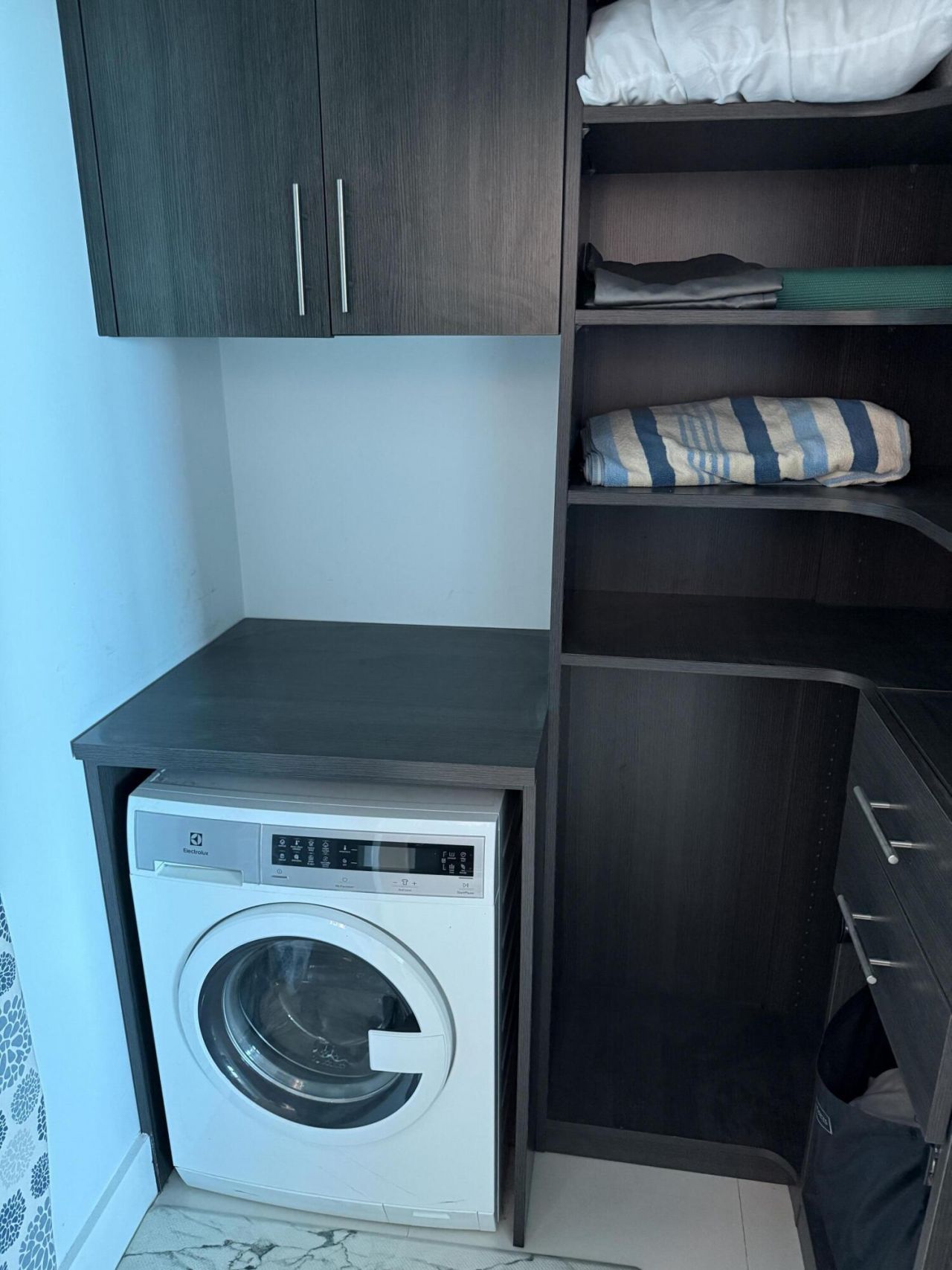 465 Ocean Drive, Unit 320, Miami Beach, FL 33139 Photo