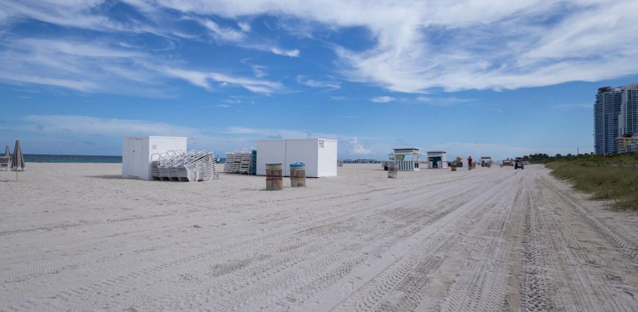 465 Ocean Drive, Unit 320, Miami Beach, FL 33139 Photo