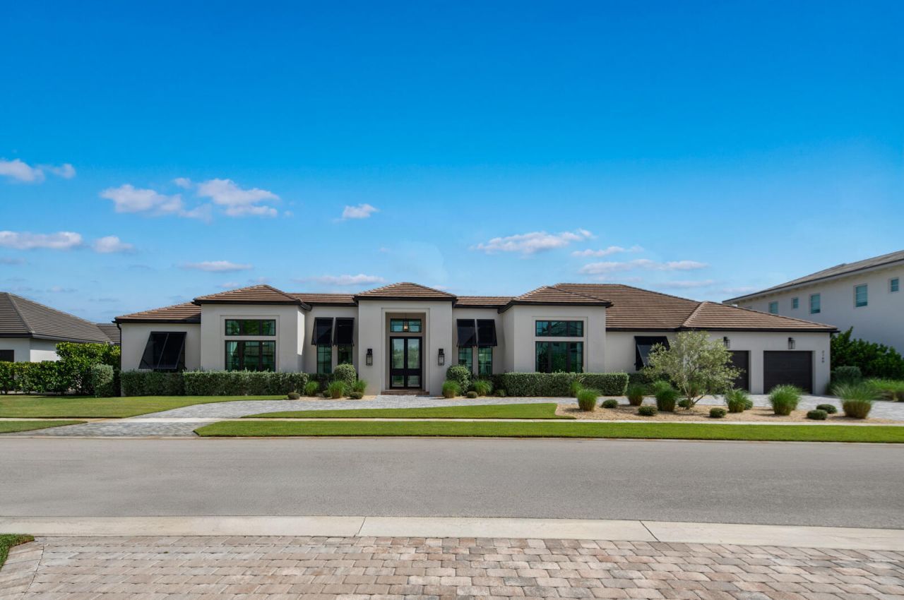 3160 Blue Cypress Lane, Wellington, FL 33414 Photo