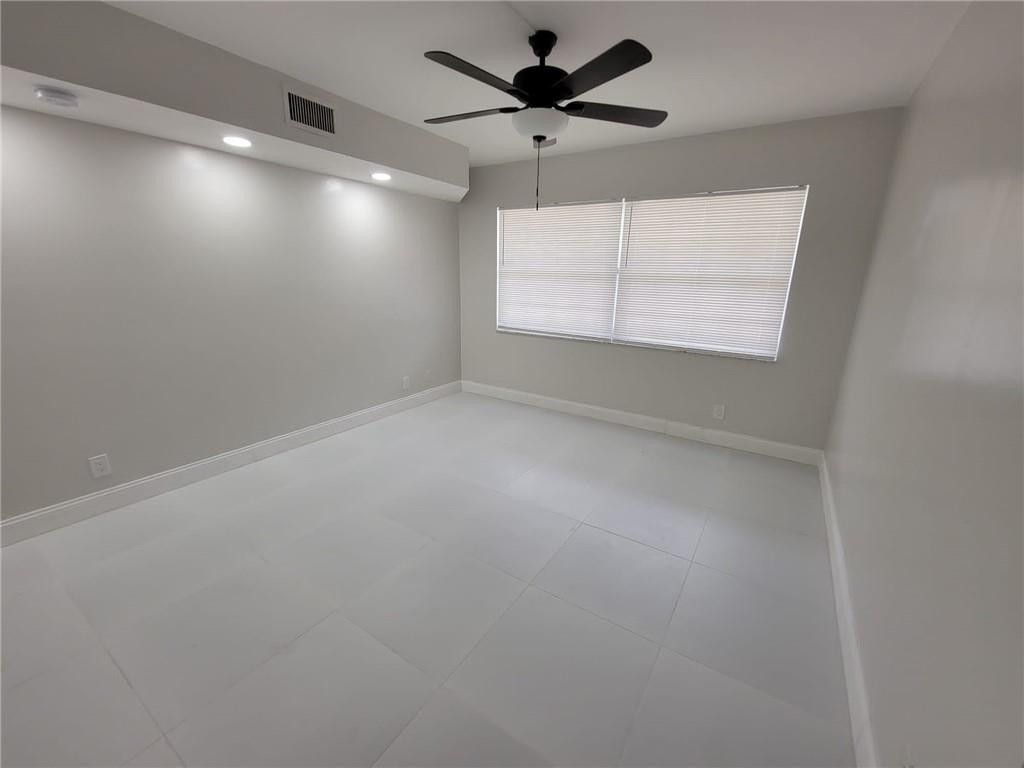 800 E Cypress Lane, Unit 202, Pompano Beach, FL 33069 Photo