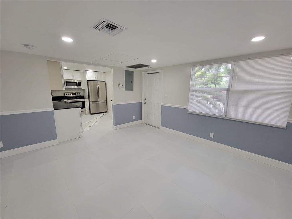 800 E Cypress Lane, Unit 202, Pompano Beach, FL 33069 Photo