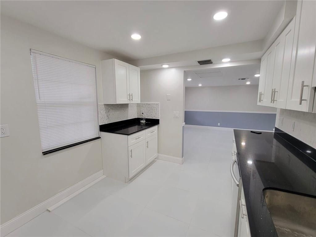 800 E Cypress Lane, Unit 202, Pompano Beach, FL 33069 Photo