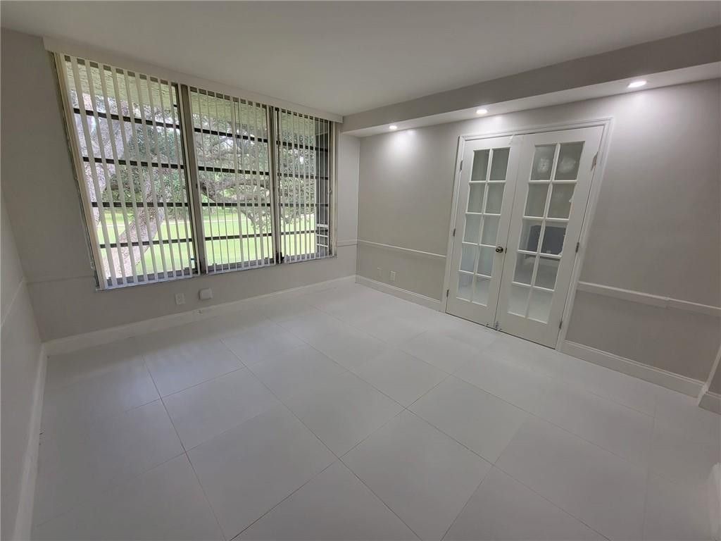 800 E Cypress Lane, Unit 202, Pompano Beach, FL 33069 Photo