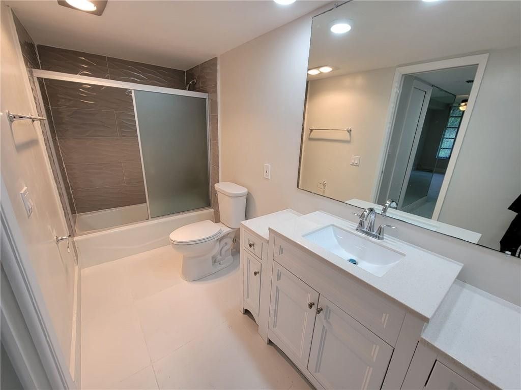 800 E Cypress Lane, Unit 202, Pompano Beach, FL 33069 Photo