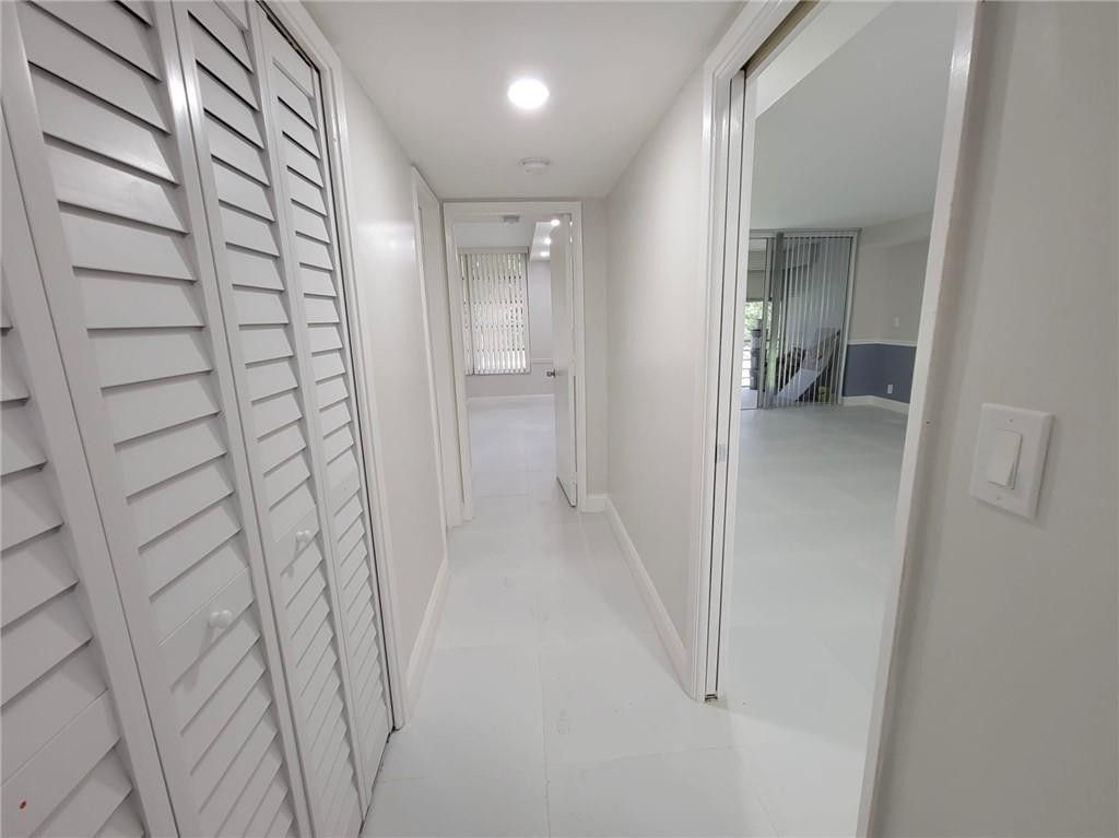 800 E Cypress Lane, Unit 202, Pompano Beach, FL 33069 Photo