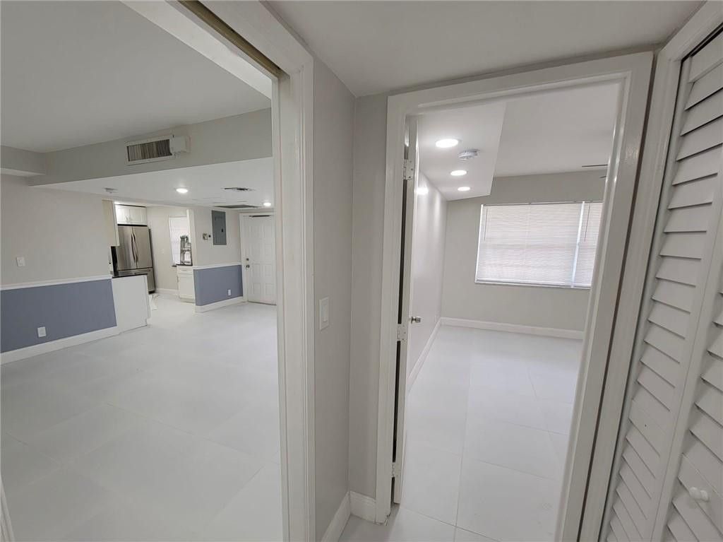 800 E Cypress Lane, Unit 202, Pompano Beach, FL 33069 Photo