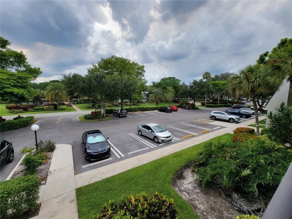 800 E Cypress Lane, Unit 202, Pompano Beach, FL 33069 Photo