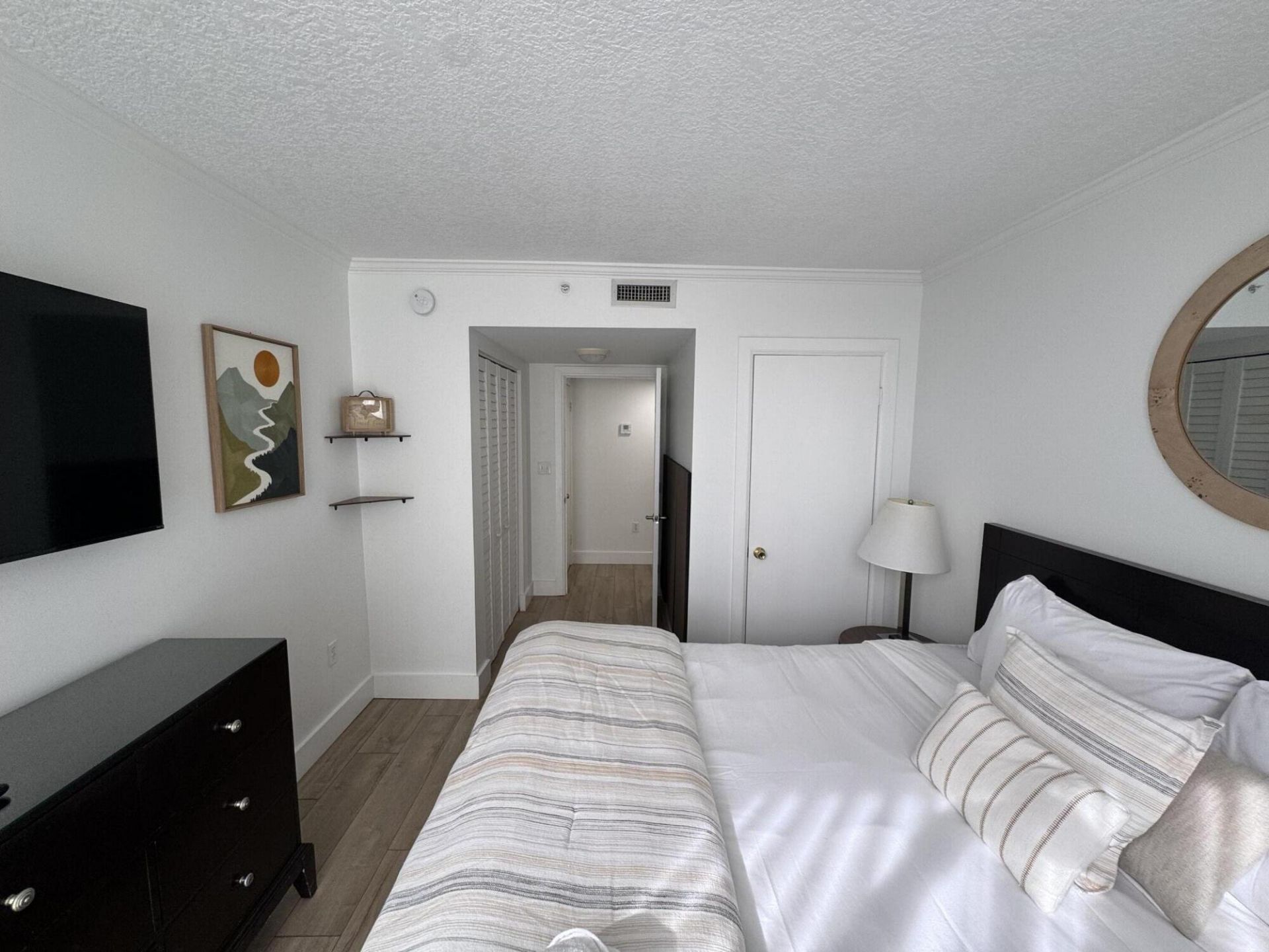 2951 S Bayshore Drive, Unit 805, Miami, FL 33133 Photo