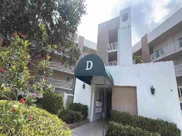 9563 WELDON Circle, Unit D311, Tamarac, FL 33321