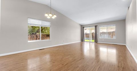 4568 Goodwin Road, Sparks, NV 89436 Photo