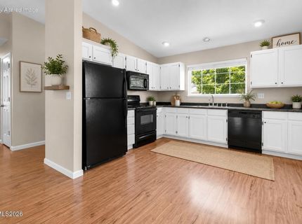 4568 Goodwin Road, Sparks, NV 89436 Photo