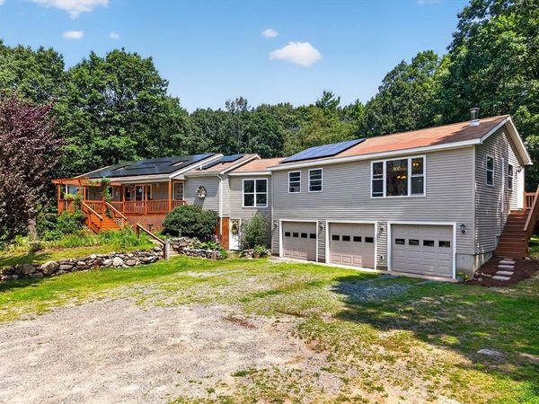 410 Billings Rd, Fitchburg, MA 01420