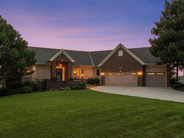 8754 Ridge Ponds Court, Victoria, MN 55386